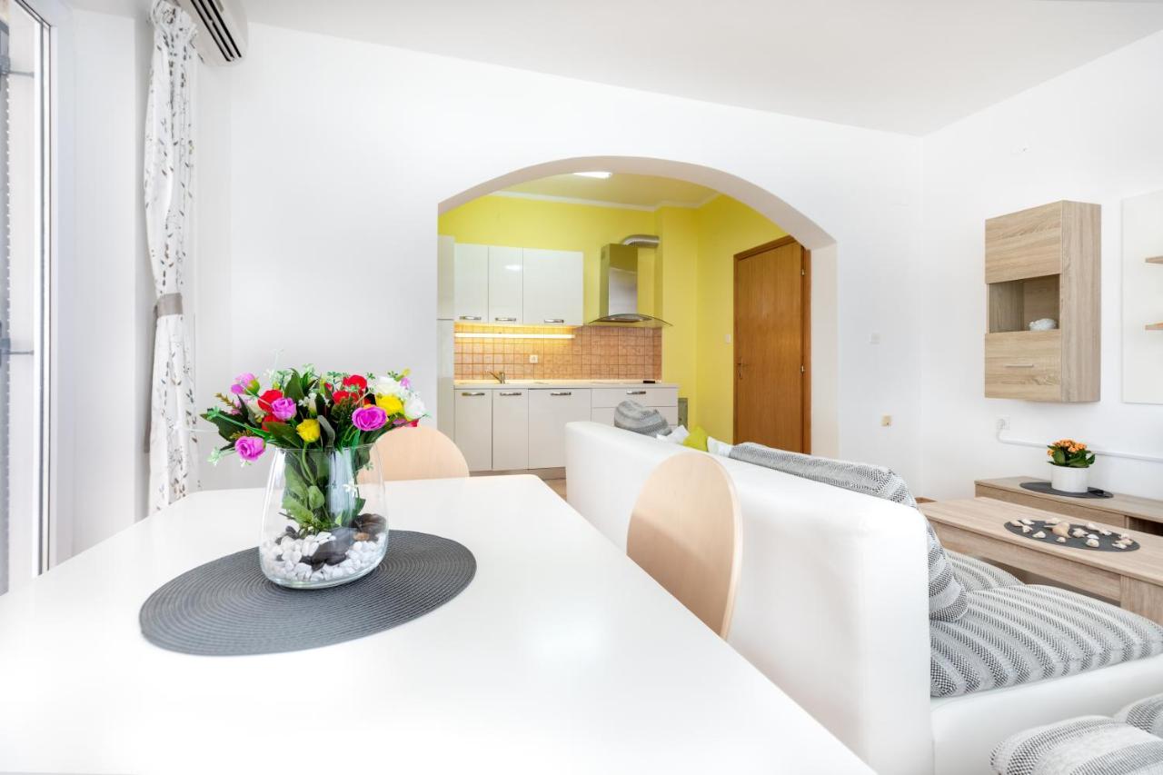 Apartments Villa Maja Rogoznica  Kültér fotó