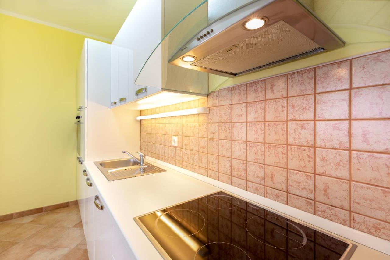 Apartments Villa Maja Rogoznica  Kültér fotó