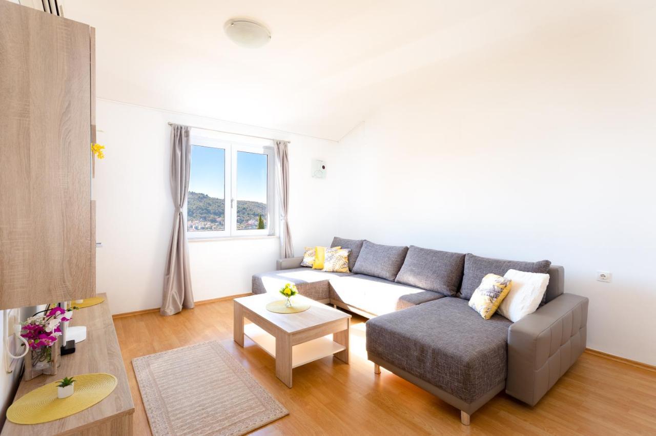 Apartments Villa Maja Rogoznica  Kültér fotó