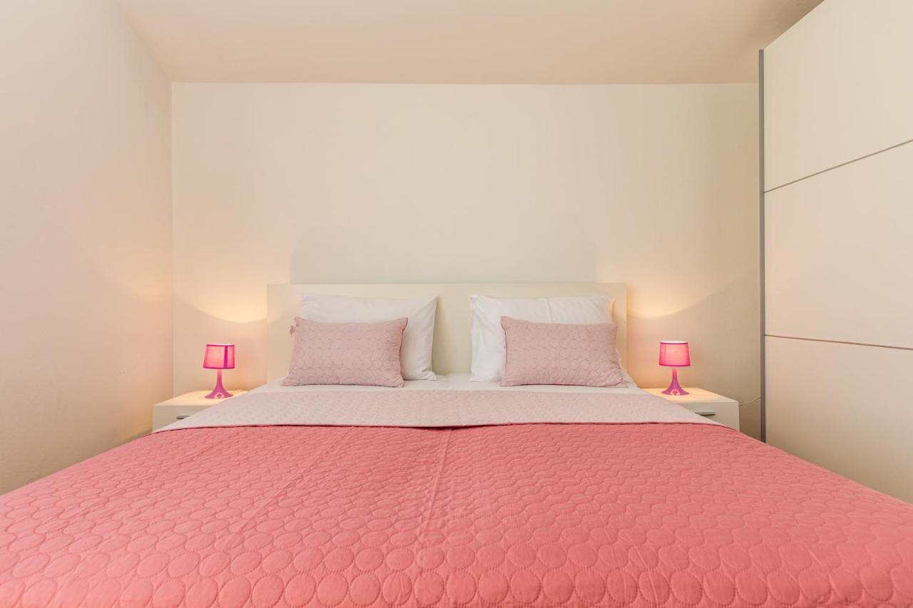 Apartments Villa Maja Rogoznica  Kültér fotó